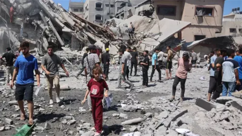 ربع مليون فروا.. نزوح متواصل من غزة مع تكثيف إسرائيل قصفها