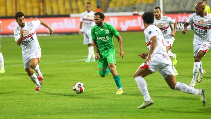 شوط الأهداف الضائعة.. الزمالك يتقدم أمام المصري بهدف الدباغ