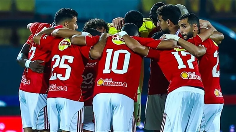 غياب 6 لاعبين من الأهلي عن مباراة إنبي الليلة.. تعرف عليهم