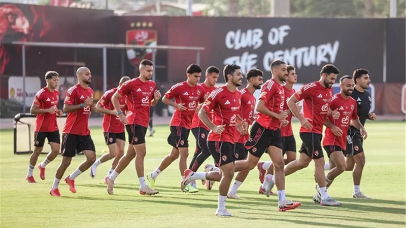 تشكيل الأهلي أمام إنبي.. شريف وتريزيجيه يقودان الهجوم