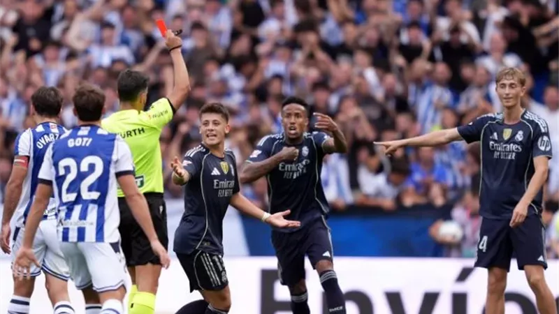 تحرك جديد من ريال مدريد بشأن طرد هويسن أمام سوسيداد