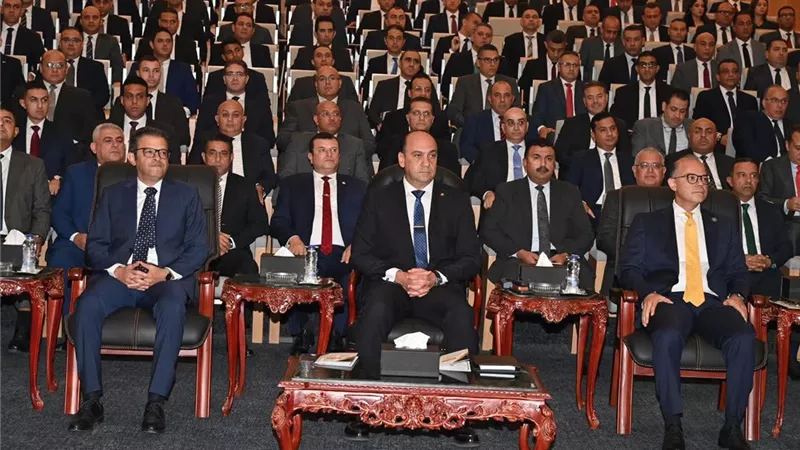 الرقابة الإدارية تنظم جلسة حول 