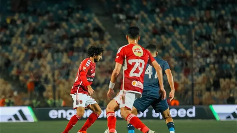 الأهلي يسقط في فخ التعادل بهدف أمام إنبي بالدوري