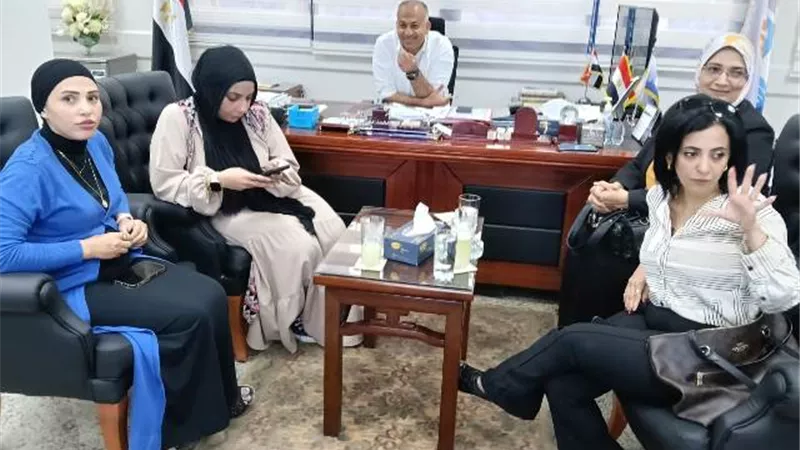 أسباب اجتماع رئيس جهاز بدر ومديرة المنطقة الطبية فى المدينة.. بالصور