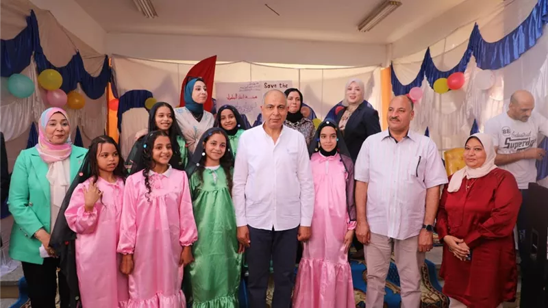 محافظ المنيا يشهد حفل ختام برنامج تحسين مهارات القراءة والكتابة