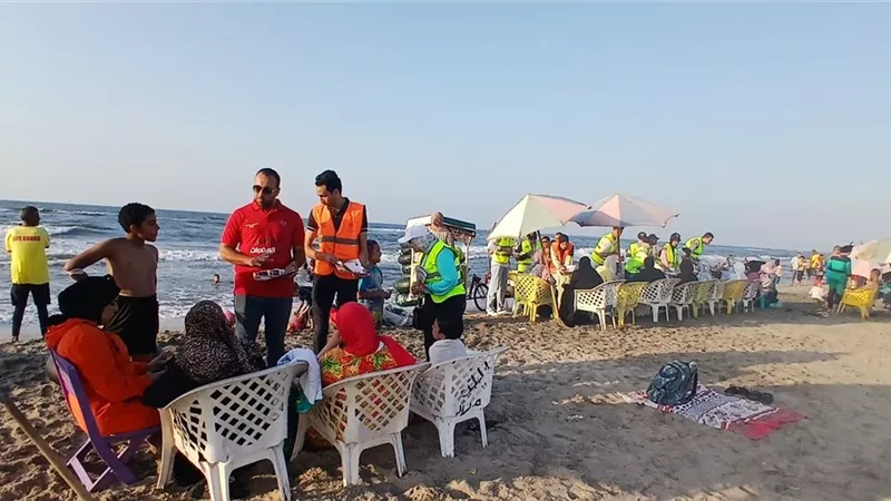 الأنشطة التوعوية لصندوق مكافحة الإدمان داخل الشواطئ بالمحافظات