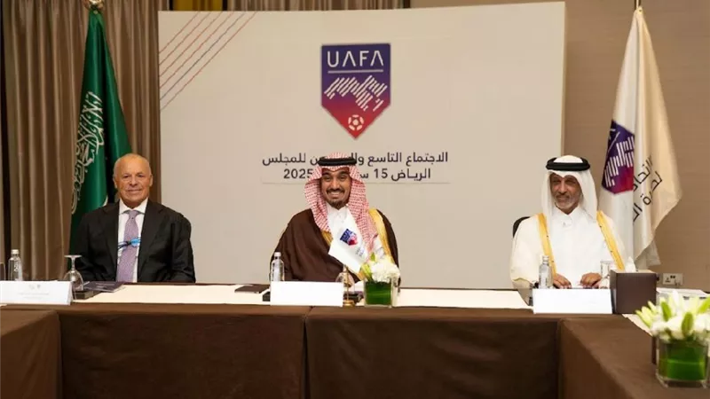 أبو ريدة نائبا أول لرئيس الاتحاد العربي لكرة القدم