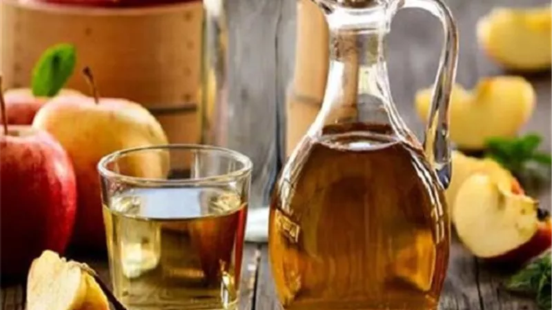 خل التفاح .. 5 فوائد صحية مذهلة وكيفية استخدامه بشكل صحيح