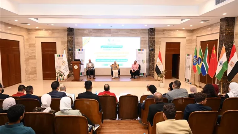 وزارة الرياضة تُطلق معسكر شباب بريكس بلس بمعسكر القرش
