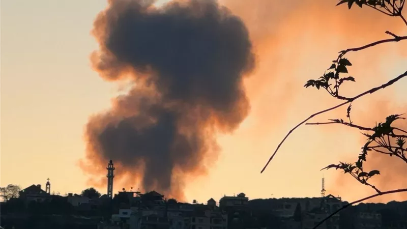 أكثر من 10 شهداء و40 مصابا ومفقودا جراء قصف استهدف منزلا شمال غزة