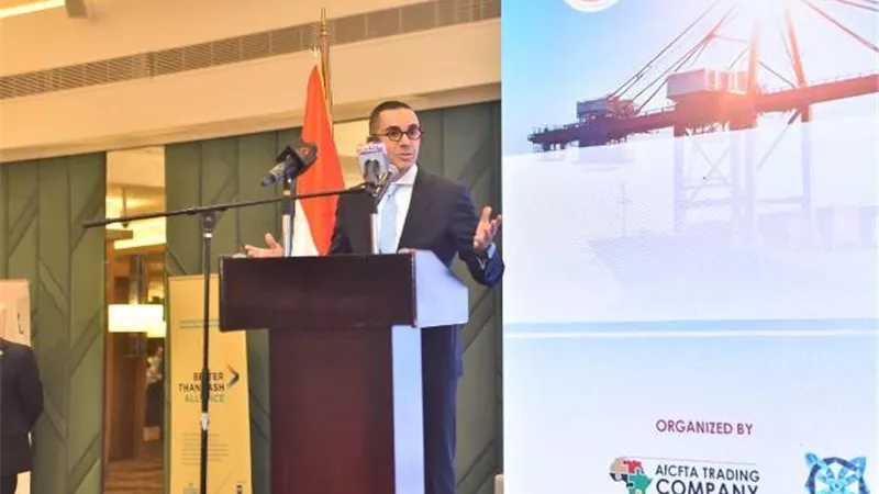 وزير الاستثمار يفتتح معرض المشروعات الصغيرة والمتوسطة بأفريقيا
