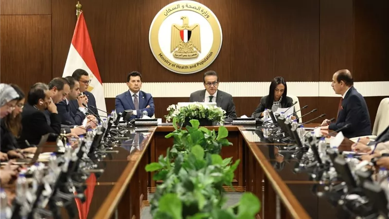 وزير الصحة يترأس اجتماع لجنة الدعم الصحي للجرحى من قطاع غزة