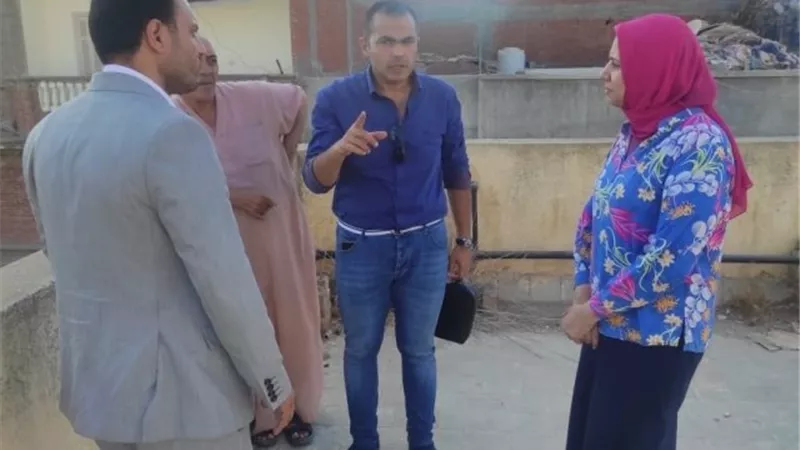لجان هندسية لمعاينة مبانى 3 وحدات صحية بكفرالدوار