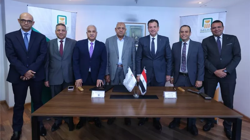 البنك الأهلي المصري يبرم بروتوكول تعاون مع شركة أجروفود لتجارة الأقطان وإنتاج التقاوي