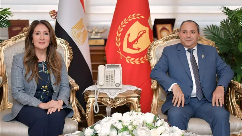 محافظ بورسعيد يلتقى بسفيرة الولايات المتحدة الأمريكية بمصر