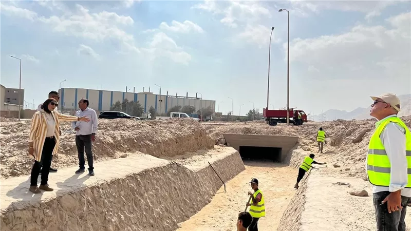 تجهيز مخرات السيول بمدينة السويس الجديدة استعدادًا لموسم الأمطار