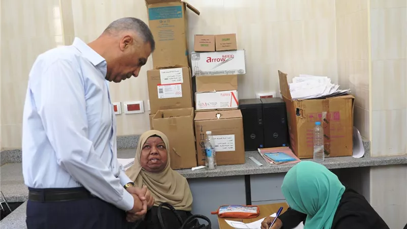 للمرة الثالثة.. محافظ أسوان يفاجئ مركز طب الأسرة