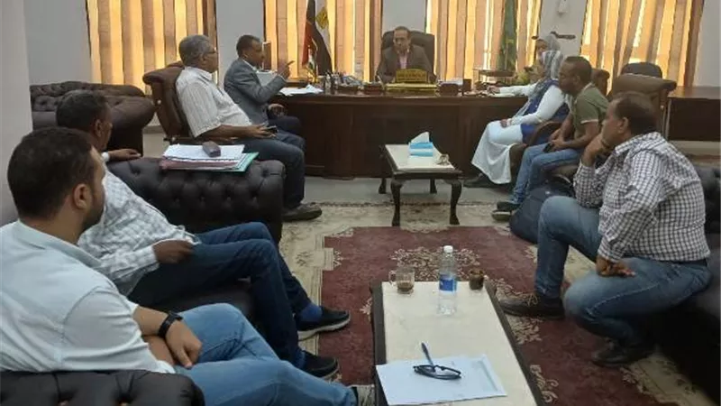 أنباء سارة من رئيس جهاز الفيوم الجديدة عن أحدث تقنيات الإنترنت.. صور
