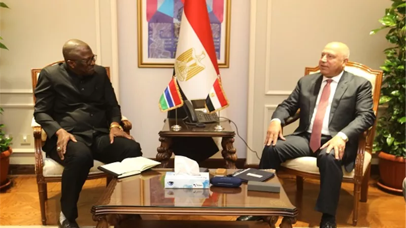 كامل الوزير يبحث مع وزير الدفاع الجديد بدولة جامبيا فرص التعاون