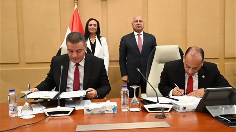 توقيع بروتوكول تعاون لرعاية المسنين من متقاعدي وزارة الصناعة