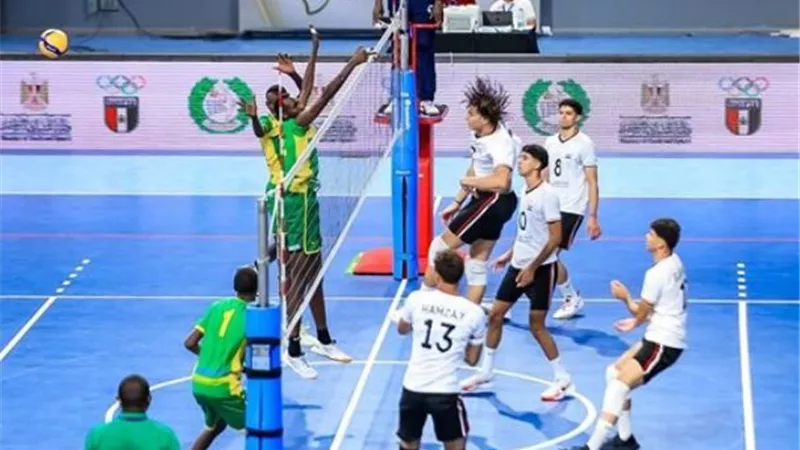 منتخب الشباب يهزم رواندا ويتأهل لنصف نهائي إفريقيا للطائرة