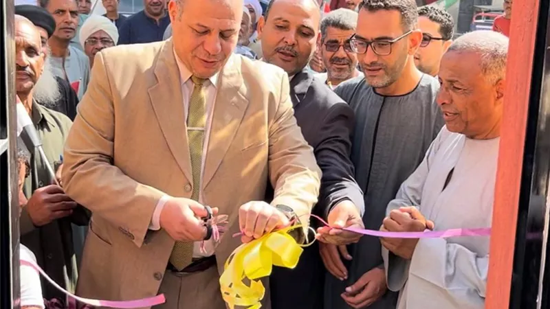 مدير تعليم قنا يتفقد أعمال تجديد مدرسة القلمينا الابتدائية
