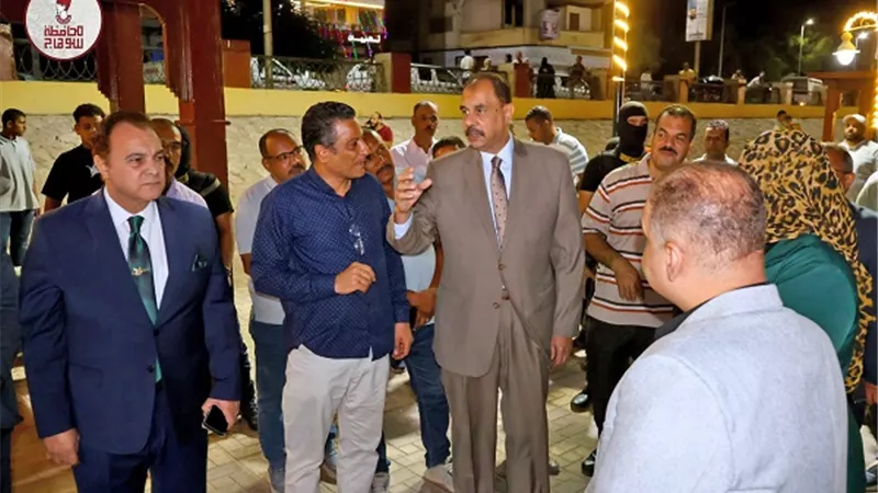 محافظ سوهاج يتفقد أعمال تطوير ممشى الكورنيش الشرقي