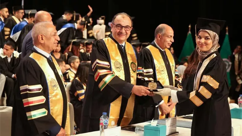 وزير قطاع الأعمال يشهد تخرج دفعة جديدة بالعاصمة الإدارية
