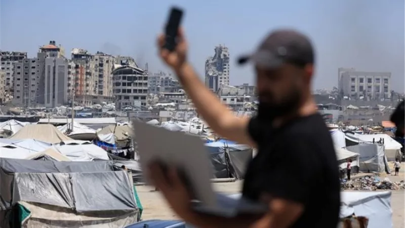 الاتصالات الفلسطينية: انقطاع كامل للإنترنت والاتصالات شمال غزة