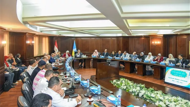 محافظ الاسكندرية يراجع استعدادات الاجهزة التنفيذ لمواجهة الشتاء