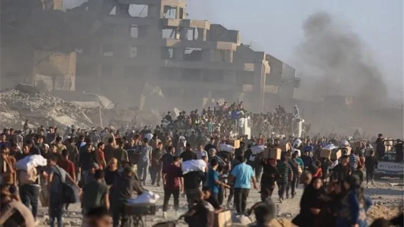 استشهاد وإصابة عشرات الفلسطينيين بقصف الاحتلال على غزة