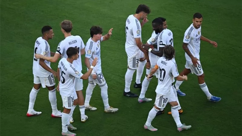 تشكيل ريال مدريد ضد إسبانيول.. فينيسيوس ومبابي يقودان الهجوم