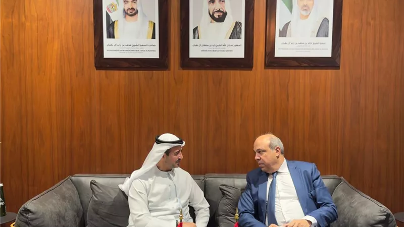 توقيع مذكرات تفاهم بين البلدين في مختلف مجالات النقل الجوي