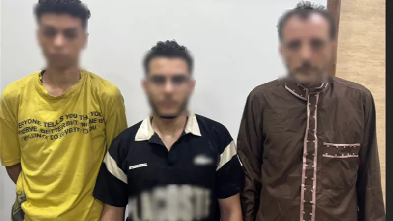 حقيقة ادعاءات تعدى أشخاص على 
