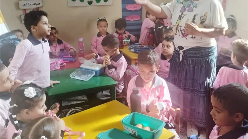 احتفالات وأجواء مبهجة بمدارس القاهرة فى أول ايام الدراسة