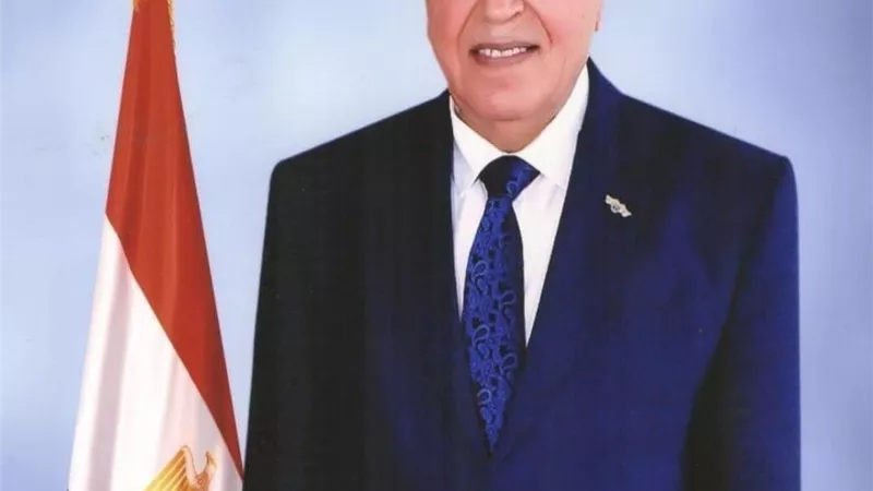 “الزناتي” يهنئ المعلمين والطلاب ببدء العام الدراسي الجديد