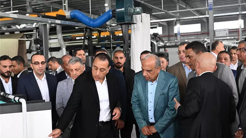 رئيس الوزراء يفتتح مشروعات صناعية بمنطقة القنطرة غرب بالإسماعيلية