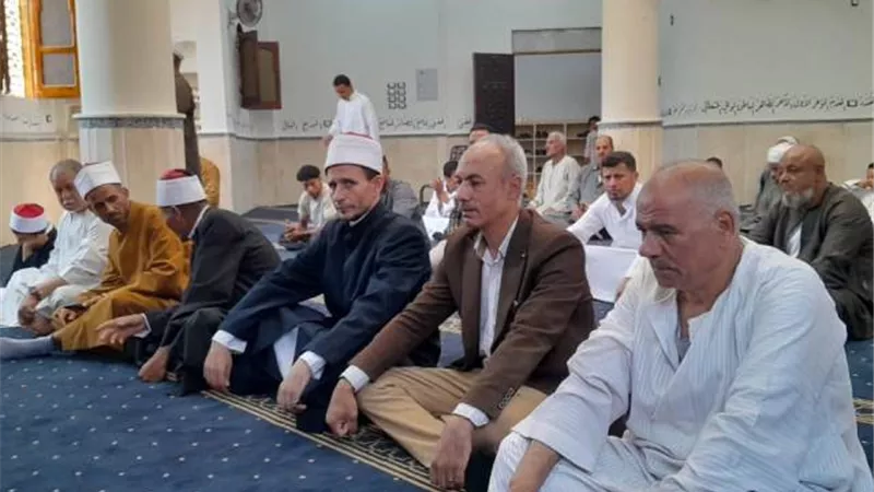 بتكلفة 4 ملايين جنيها: افتتاح مسجدالرحمن بمركز الفشن