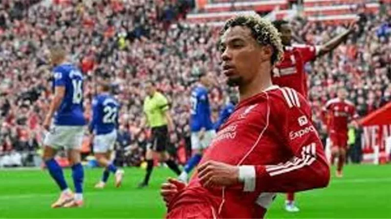 الشوط الأول.. ليفربول متقدم على إيفرتون بهدفين نظيفين