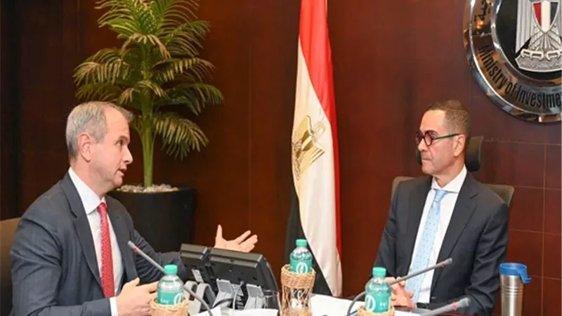 وزير الاستثمار والتجارة الخارجية يلتقى مؤسس شركة الكازار للطاقة