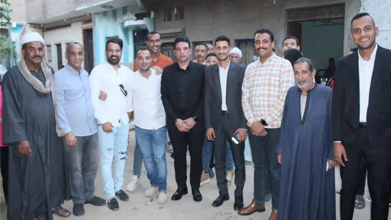 لفتة إنسانية..نائب محافظ سوهاج وكيلاً عن عروس يتيمة في عقد قرانها