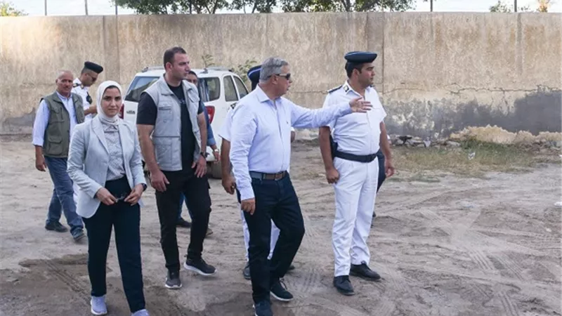 ازالة التعديات بالطريق الزراعي من أمام مبنى محافظة الإسكندرية