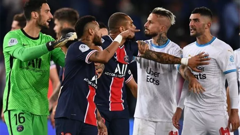 أسباب تأجيل مباراة أولمبيك مرسيليا ضد باريس سان جيرمان في الدوري