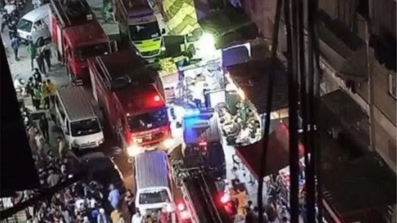 انهيار سلم منزل قديم في منطقة فايدة كامل بالبساتين