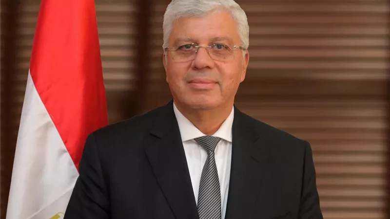 عاشور يهنئ العلماء المدرجين بقائمة ستانفورد لأفضل ٢٪ من علماء العالم