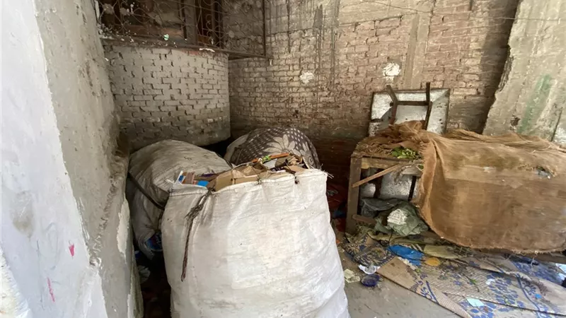 حملات امنيه لمطاردة النباشين بالعجمى غرب الاسكندرية