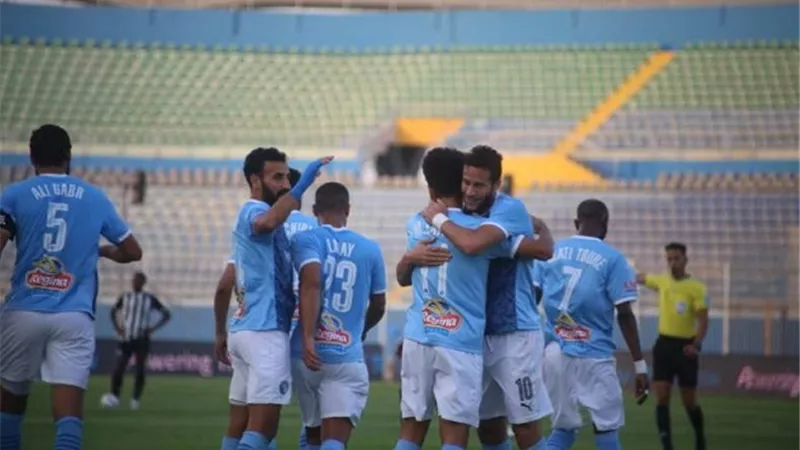 بالأزرق والأخضر..تفاصيل الاجتماع الفني لمباراة بيراميدز وأهلي جدة