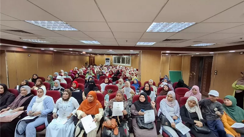 تدشين مبادرة للتوعية بمخاطر زواج الأقارب في الأقصر