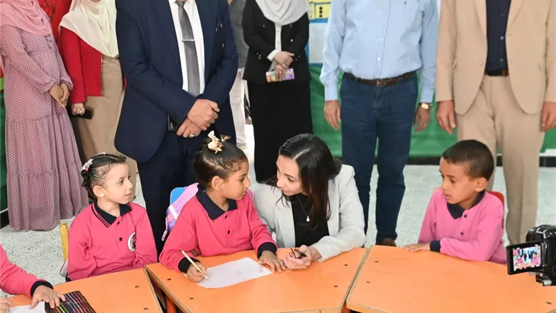 محافظ البحيرة تتفقد مدرستين بإيتاي البارود بعد الإحلال و التجديد