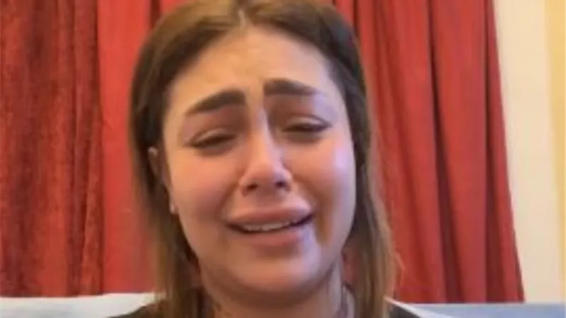 حبس البلوجر هدير عبد الرازق سنة لاتهامها بدهس شخص بسيارتها فى الهرم